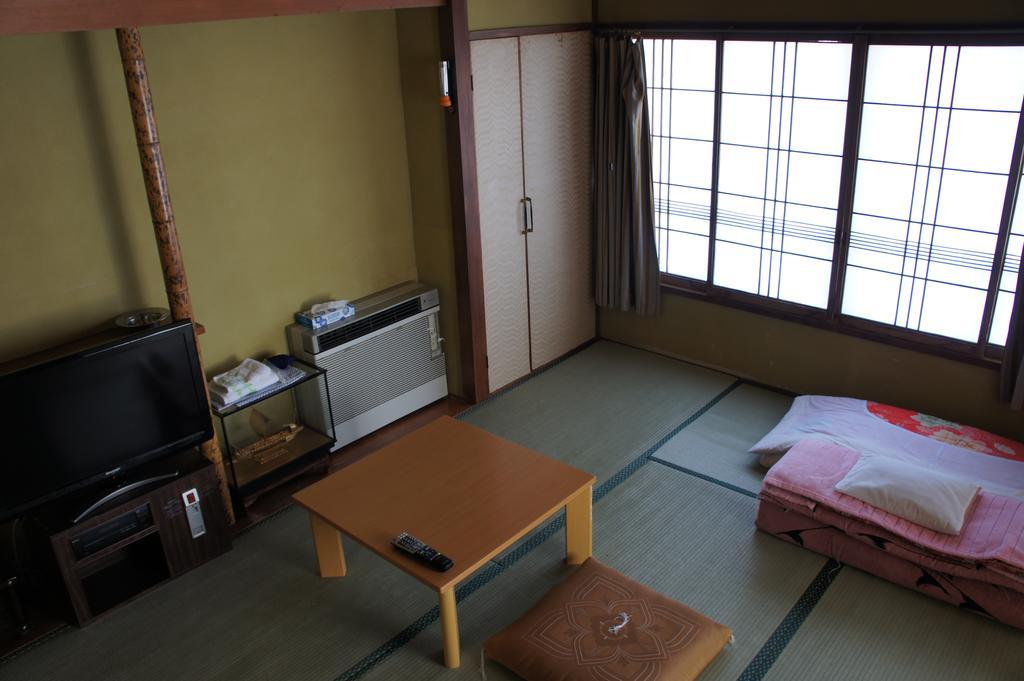 Miyoshiya Ryokan Tanabe Habitación foto