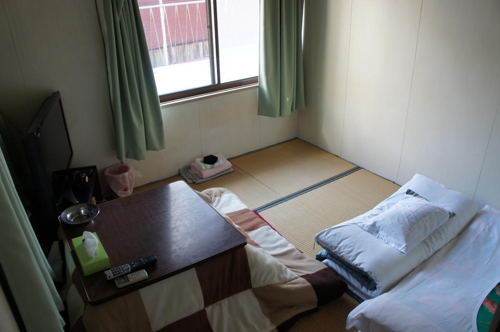 Miyoshiya Ryokan Tanabe Habitación foto